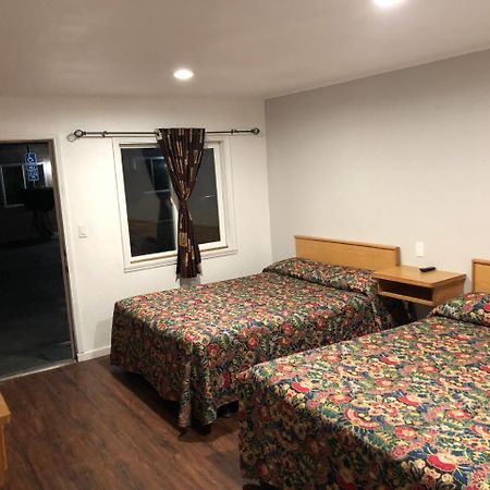 Hamlet Motel Newman Bagian luar foto
