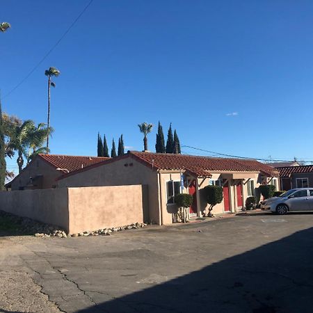Hamlet Motel Newman Bagian luar foto