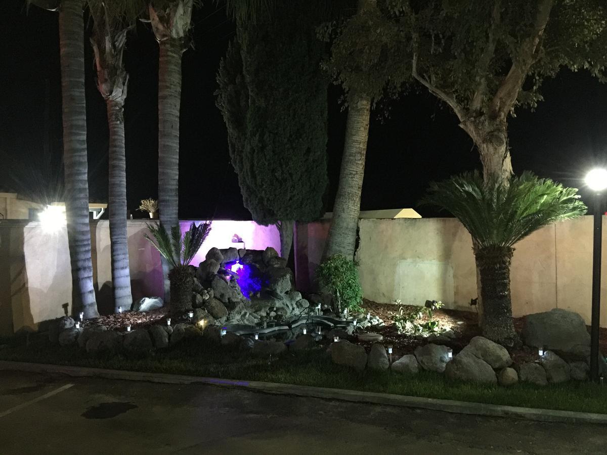 Hamlet Motel Newman Bagian luar foto